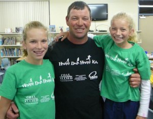 Nick Hinde with his daughters Chloe (left) and Georgie (right).