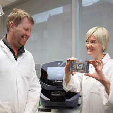 Professor Phil Hansbro with Jodee Gould, Microarray Manager at the Genomics Facility.